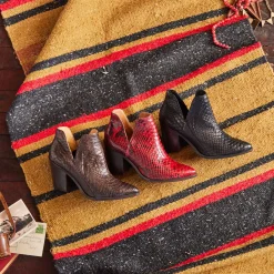 Women Lucchese Booties*Alma Exotic