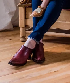 Women Lucchese Mules*Kim