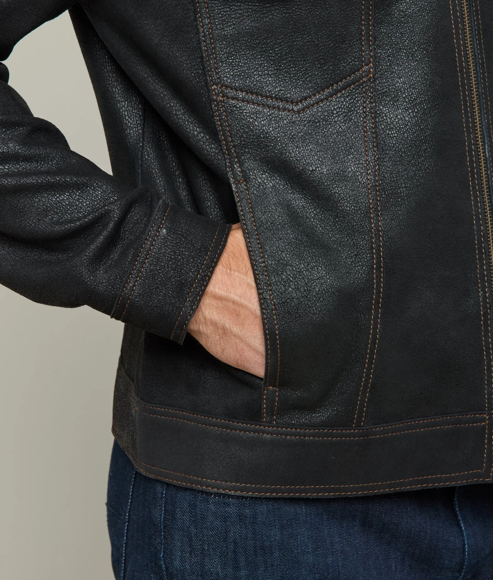 Lucchese Outerwear*Leather Trucker Jacket