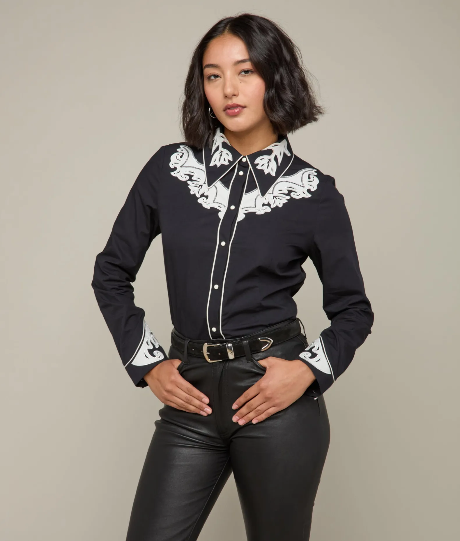 Women Lucchese Tops*Shenadoah Blouse