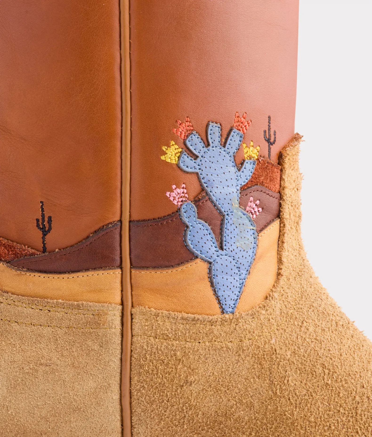 Women/BOY Lucchese Cowboy*Women's Desert s